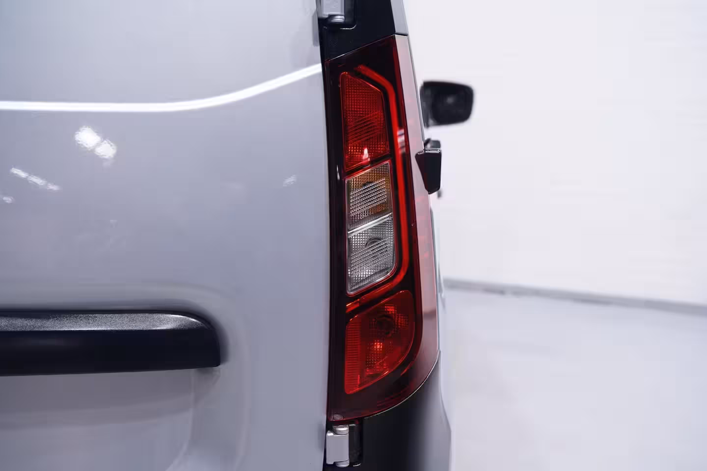 Renault Kangoo 1.5 dCi 95 pk Comfort Navi, Camera Dodehoek Assist, Airco, PDC V+A, 2-Zits