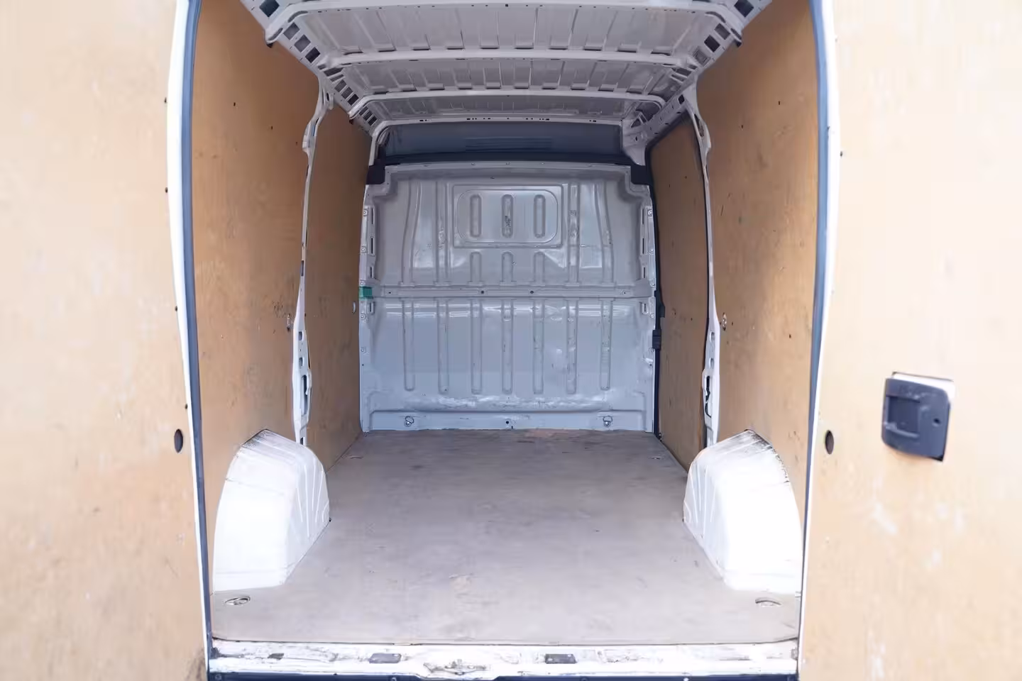 Citroën Jumper 2.0 BlueHDi 130 pk L2H2 Airco Cruise control, PDC achter, Slechts 83 dkm, 3-Zits