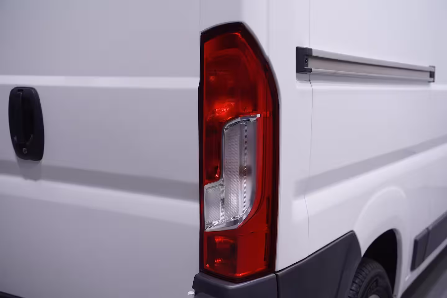 Citroën Jumper 2.0 HDI 130 pk L2H2 Navi, Airco, Ideaal voor Camper Ombouw, PDC achter, 3-Zits