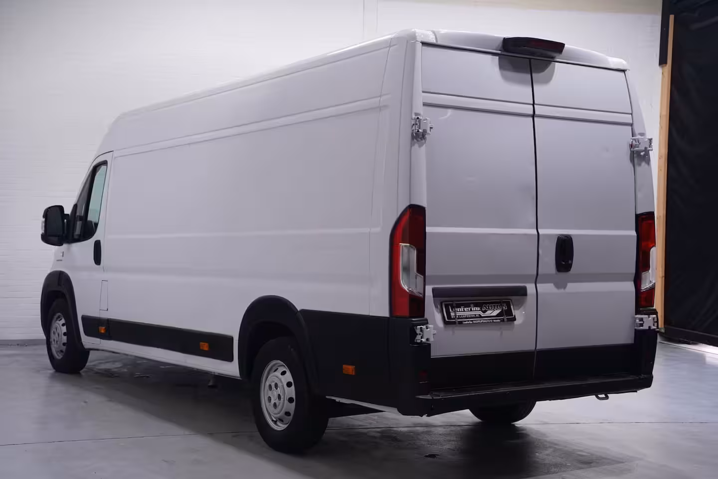 Fiat Ducato 2.3 Mjet 130 pk L4H2 Navi, Cruise control Laadruimte Pakket, PDC achter, APK 12-2026, 3-Zi