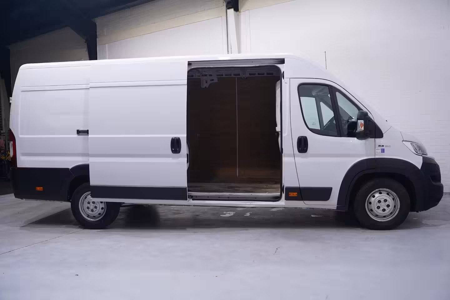 Fiat Ducato 2.3 Mjet 130 pk L4H2 Navi, Cruise control Laadruimte Pakket, PDC achter, APK 12-2026, 3-Zi