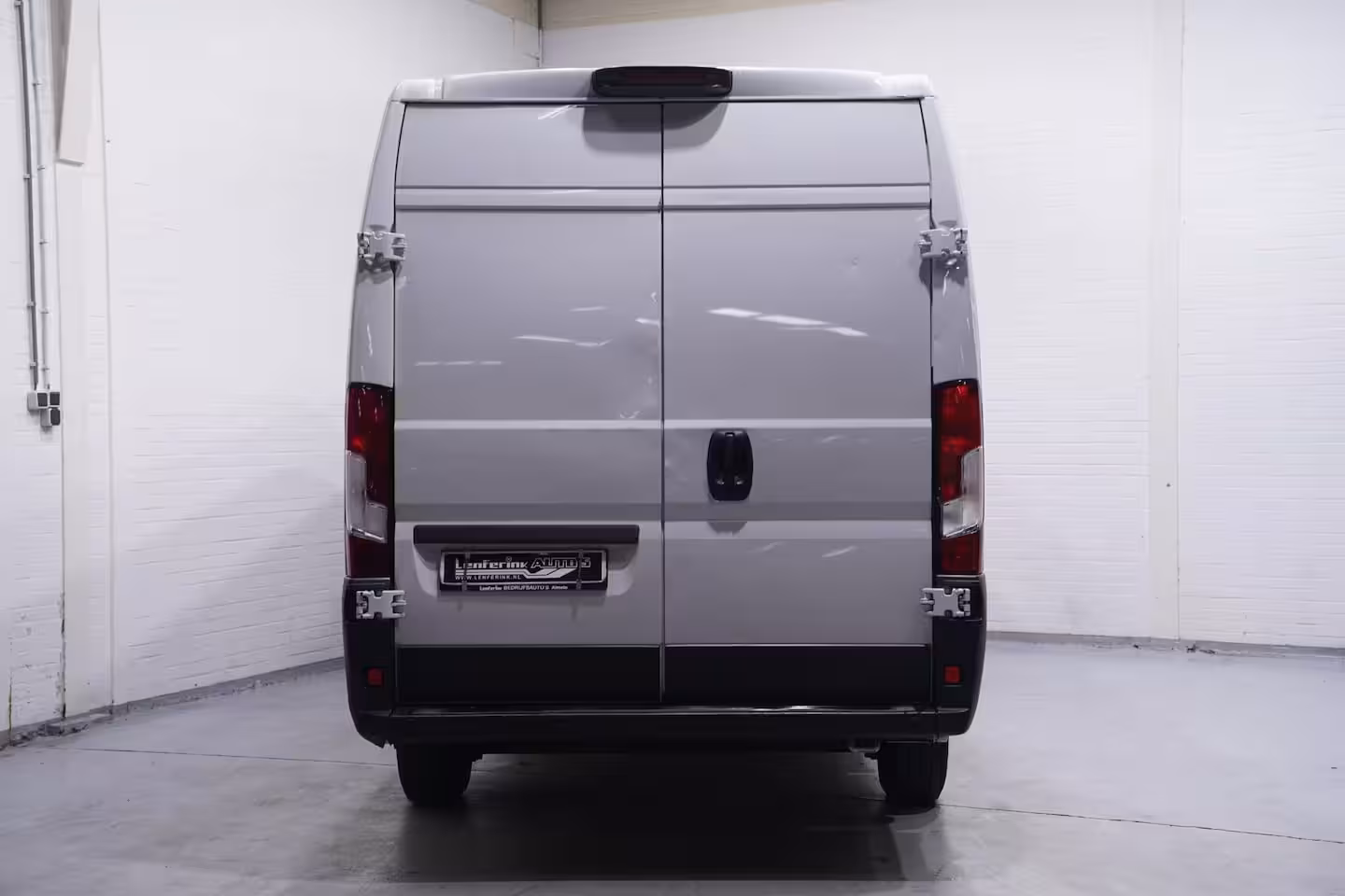 Fiat Ducato 2.3 Mjet 130 pk L4H2 Navi, Cruise control Laadruimte Pakket, PDC achter, APK 12-2026, 3-Zi