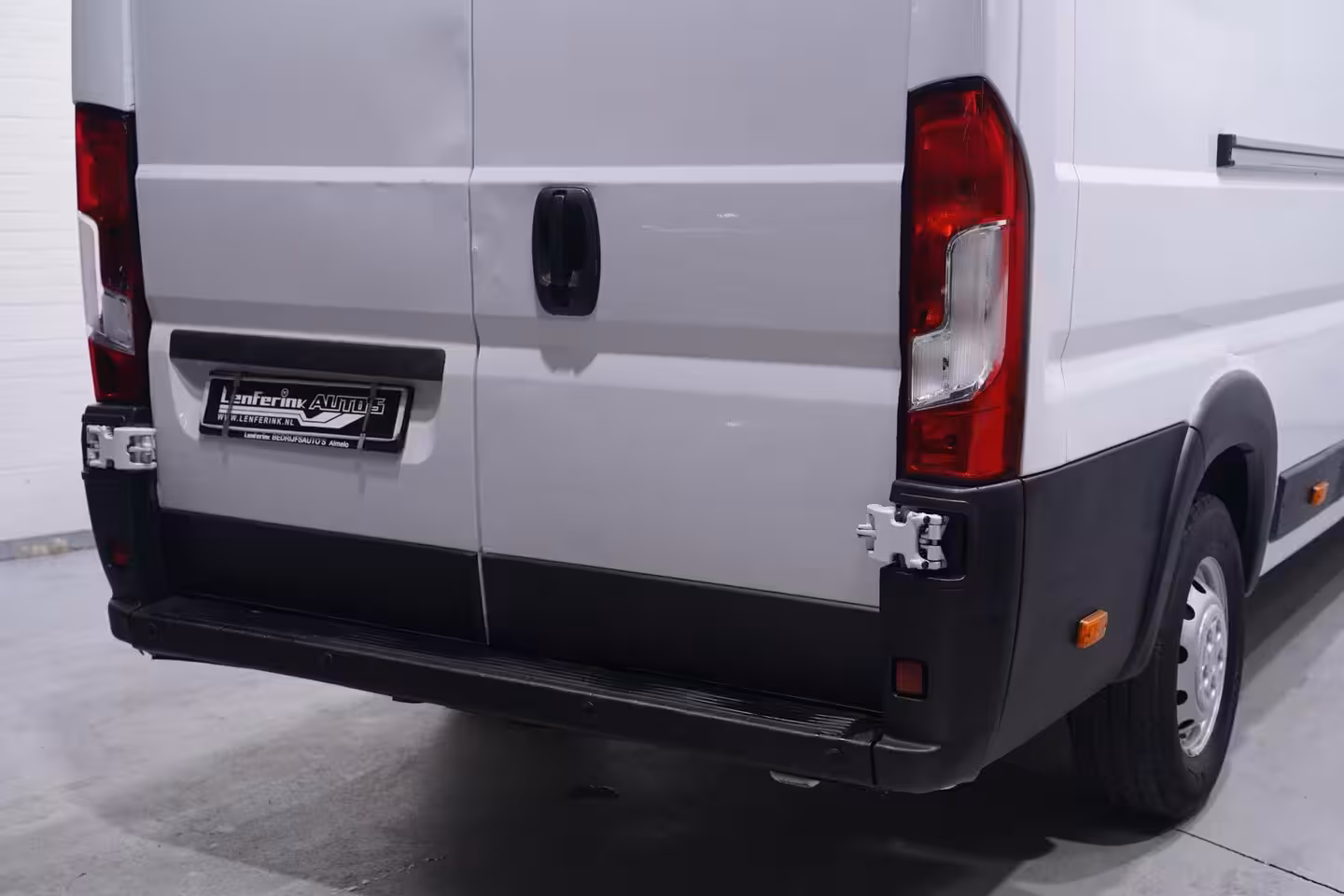 Fiat Ducato 2.3 Mjet 130 pk L4H2 Navi, Cruise control Laadruimte Pakket, PDC achter, APK 12-2026, 3-Zi