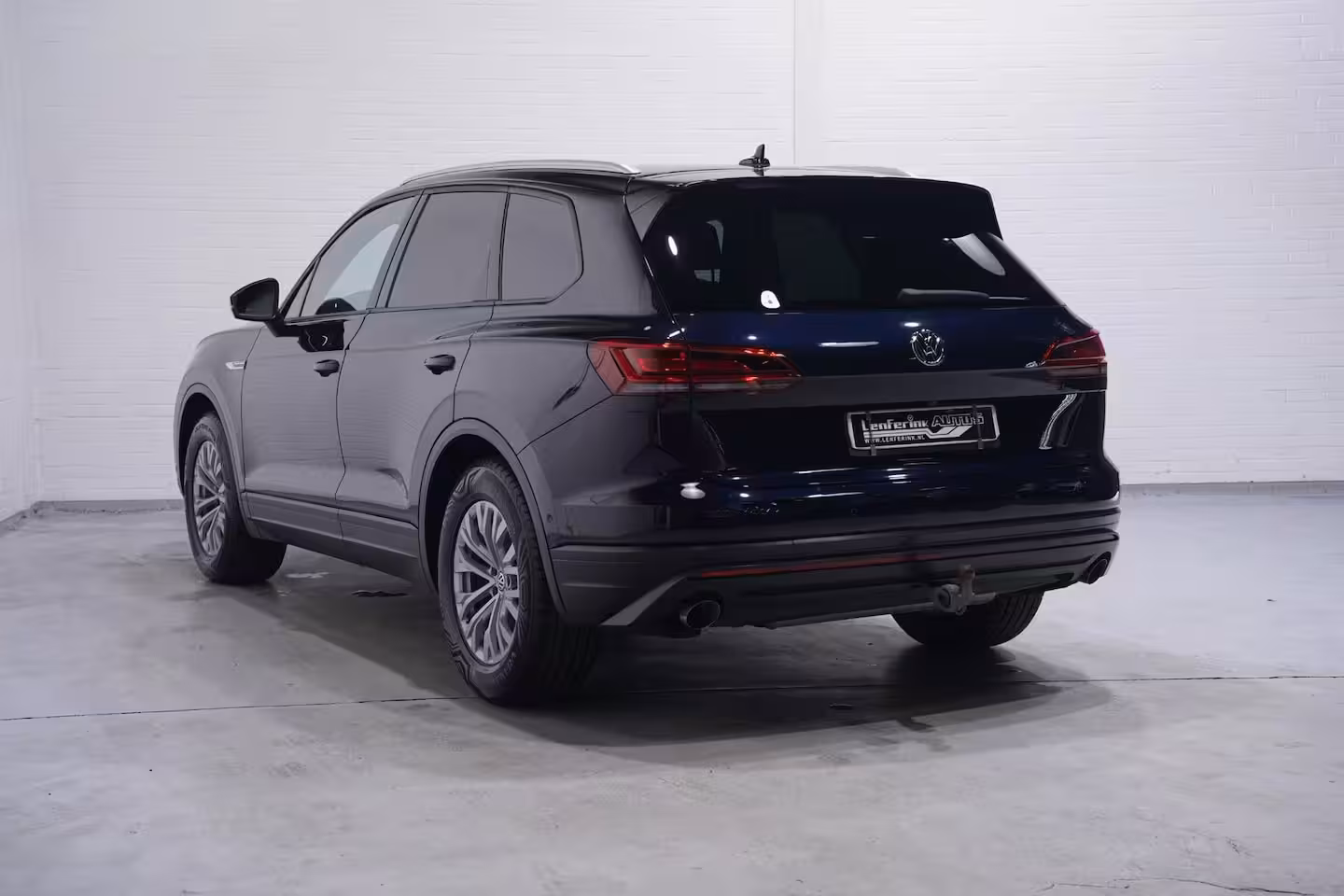 Volkswagen Touareg 3.0 TDI 231 pk Grijs Kenteken 2-Zits Navi, Camera Trekhaak 3.500 kg, Leder Zwart, Adapt. C