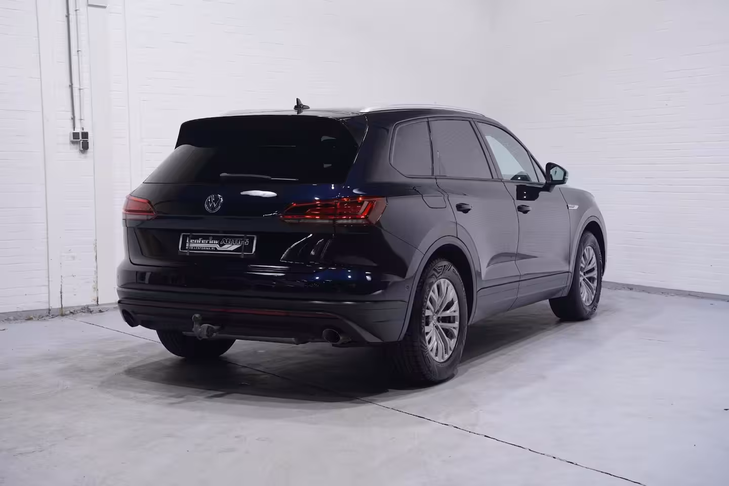 Volkswagen Touareg 3.0 TDI 231 pk Grijs Kenteken 2-Zits Navi, Camera Trekhaak 3.500 kg, Leder Zwart, Adapt. C