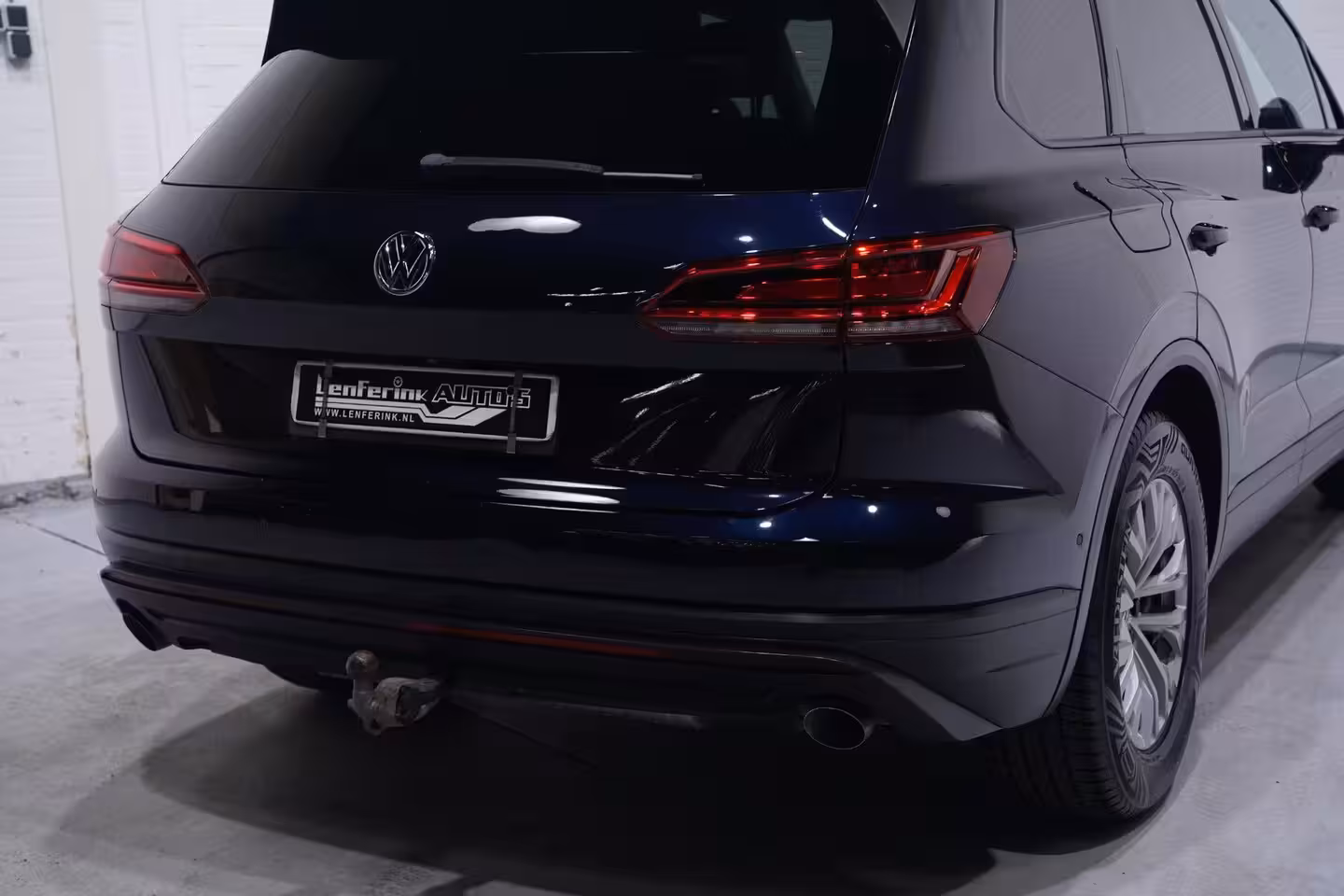Volkswagen Touareg 3.0 TDI 231 pk Grijs Kenteken 2-Zits Navi, Camera Trekhaak 3.500 kg, Leder Zwart, Adapt. C