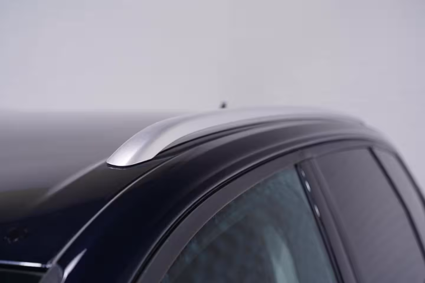 Volkswagen Touareg 3.0 TDI 231 pk Grijs Kenteken 2-Zits Navi, Camera Trekhaak 3.500 kg, Leder Zwart, Adapt. C