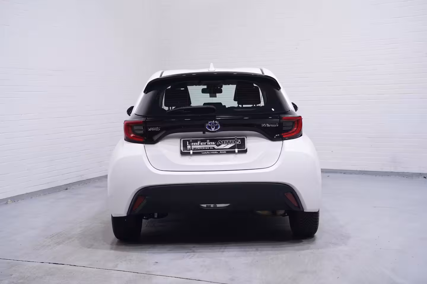 Toyota Yaris 1.5 Hybrid Dynamic NAP 1e eigenaar Camera Navigatie DAB Clima Electrisch-pakket