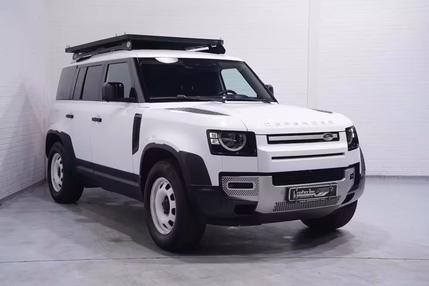 Land Rover Defender 3.0 D250 Grijs Kenteken 3-Zits Lang, Front Runner Dakdrager, 360 Camera, Navi, Trekhaak 3.