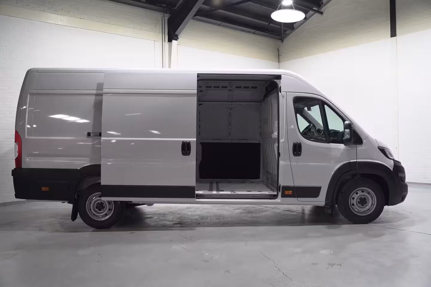 Fiat Ducato 2.2 MultiJet 140 pk L4H2 Airco, BPM vrij Airco, BPM vrij, Cruise control, DAB+, PDC achter