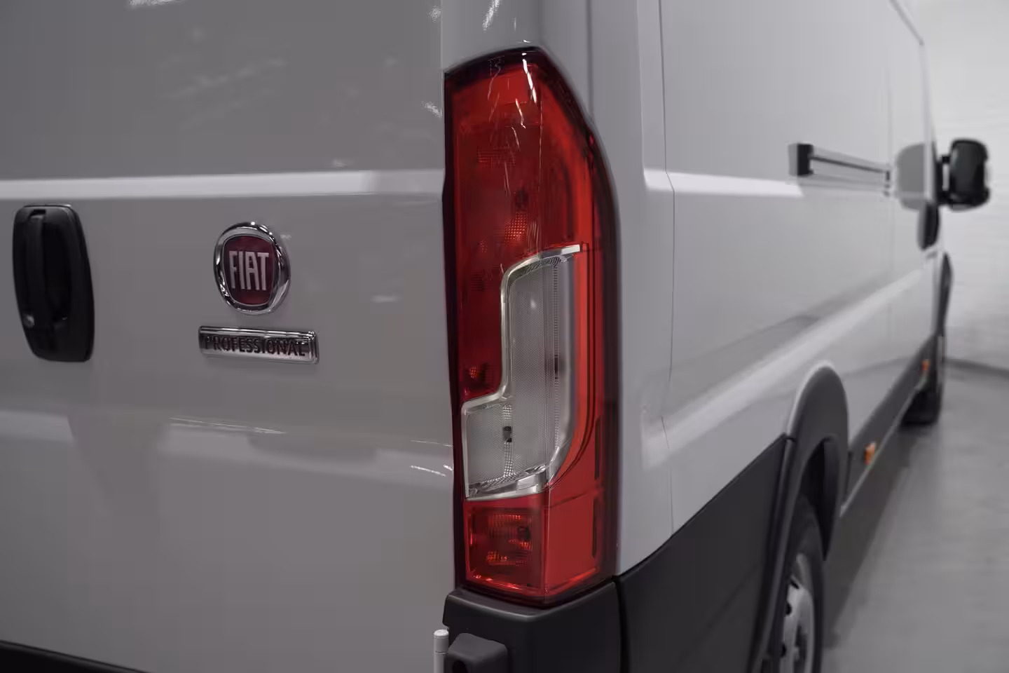 Fiat Ducato 2.2 MultiJet 140 pk L4H2 Airco, BPM vrij Airco, BPM vrij, Cruise control, DAB+, PDC achter