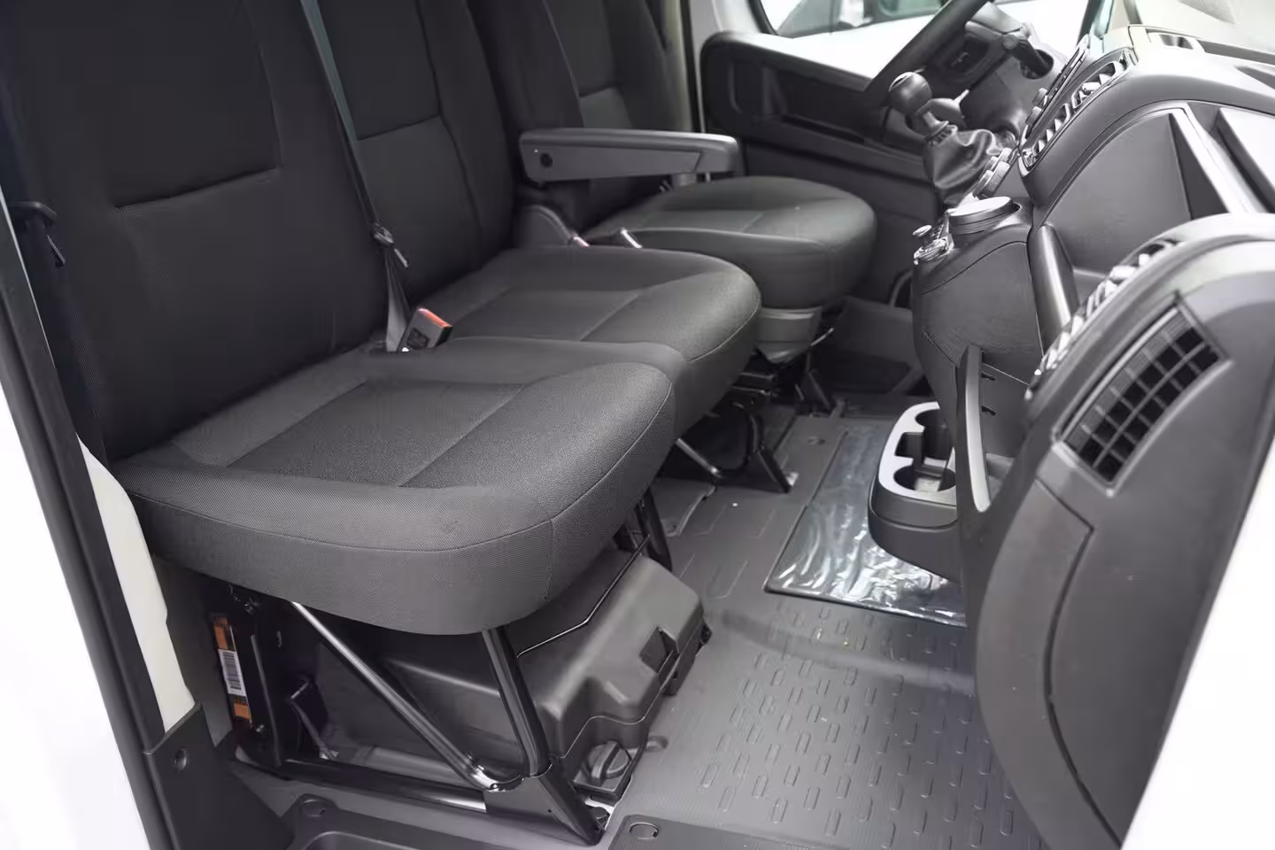 Fiat Ducato 2.2 MultiJet 140 pk L4H2 Airco, BPM vrij Airco, BPM vrij, Cruise control, DAB+, PDC achter