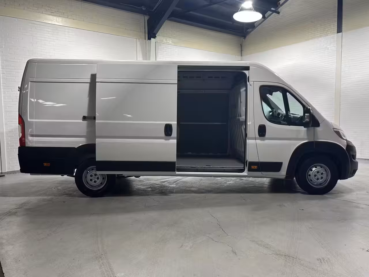 Citroën Jumper 2.2 BlueHDi 165 pk L4H2 Navi, Camera Airco, Cruise Control, PDC achter, 3-Zits