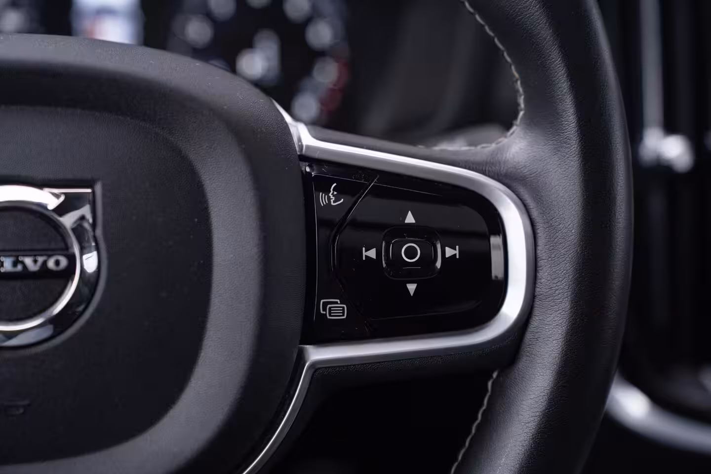 Volvo S60 2.0 B3 R-Design NAP Schuifdak Memory sportstoelen Volleder Camera Apple Carplay/Android Au