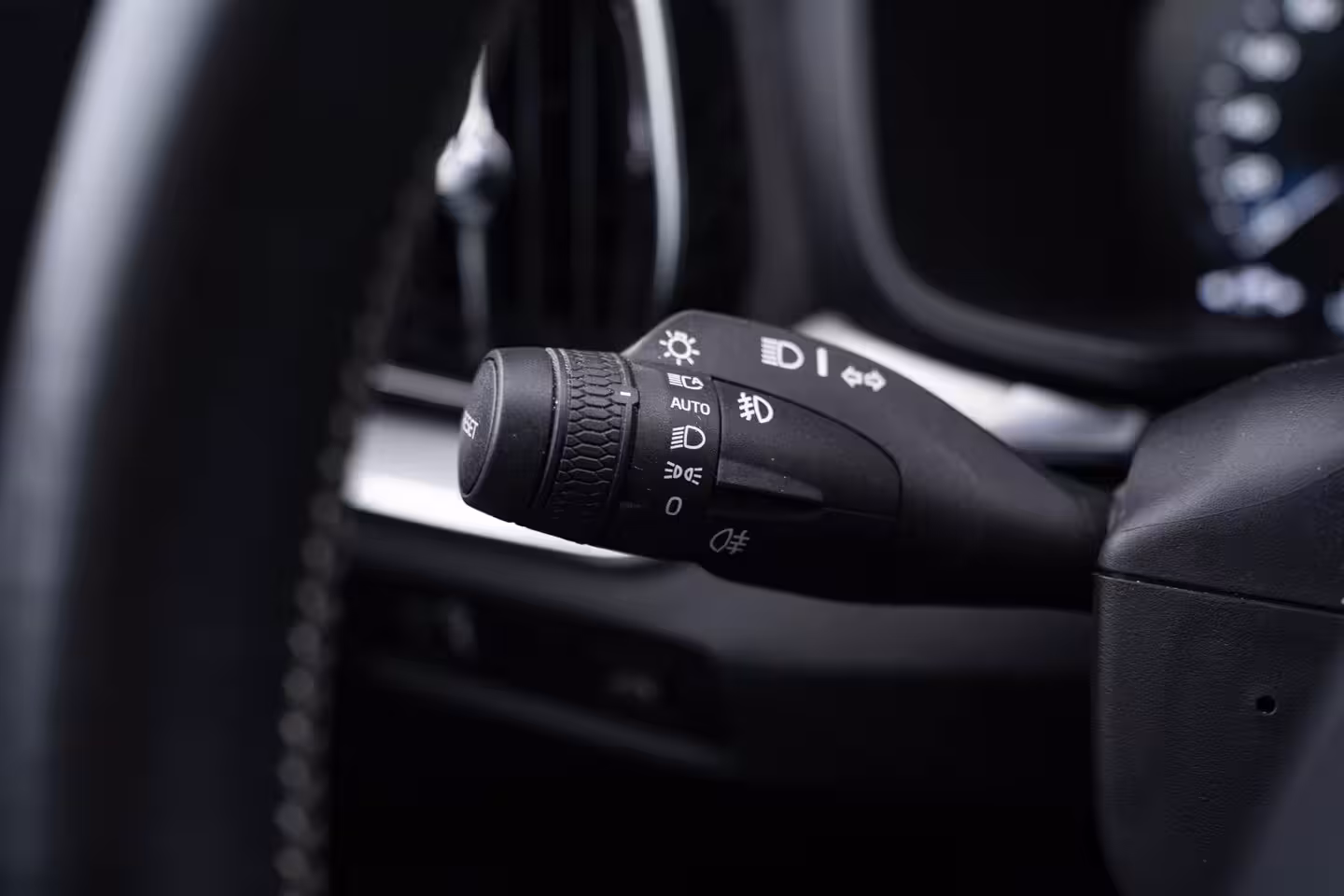 Volvo S60 2.0 B3 R-Design NAP Schuifdak Memory sportstoelen Volleder Camera Apple Carplay/Android Au