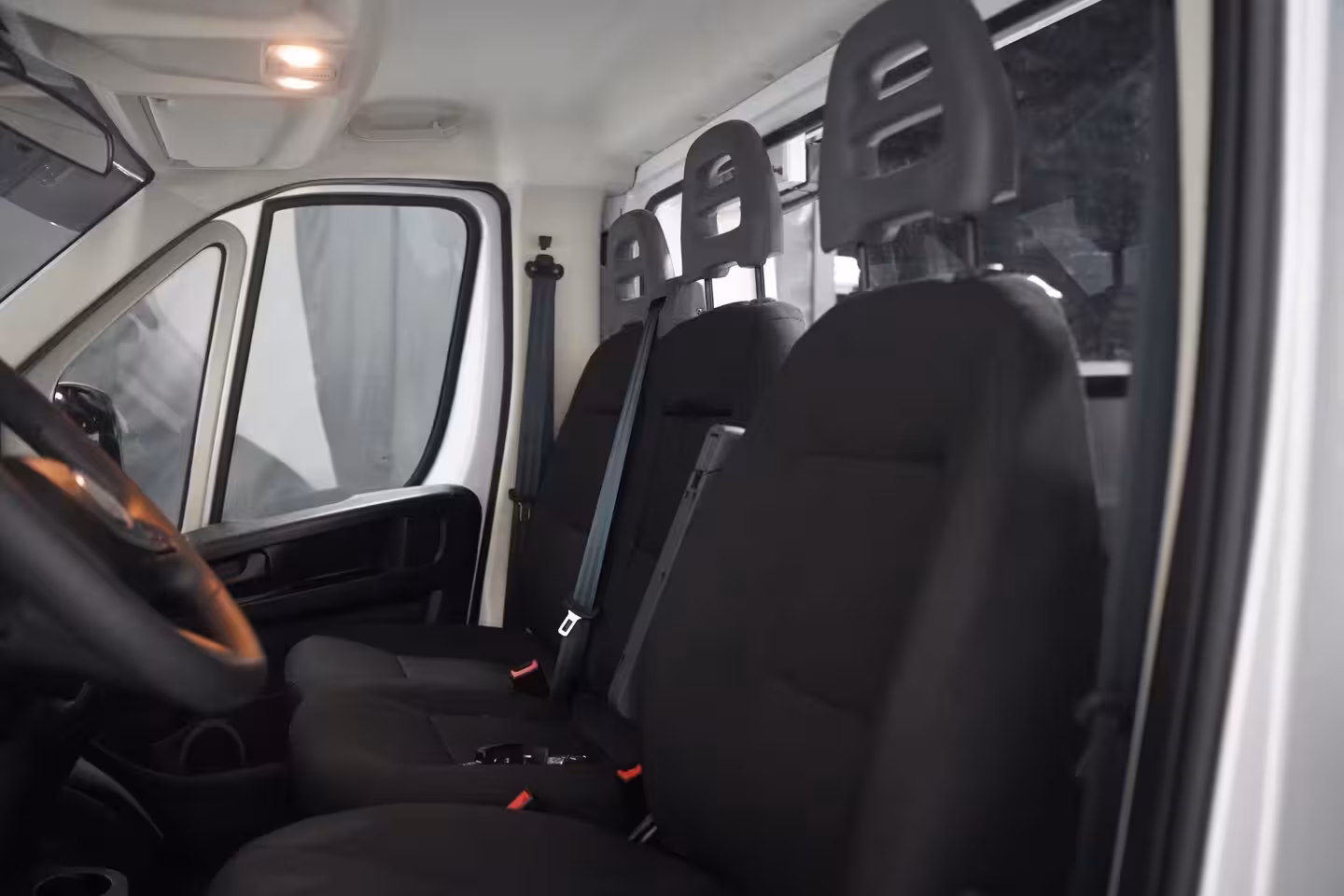 Fiat Ducato 2.2 Mjet 140 pk Autotransporter Tijhof BPM vrij Airco, Trekhaak 3.000 kg, Cruise control,