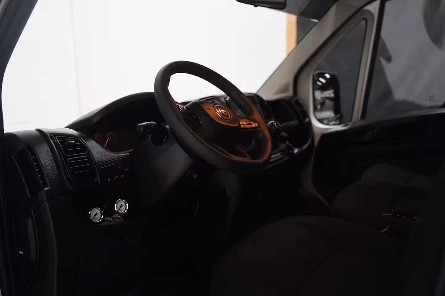 Fiat Ducato 2.2 Mjet 140 pk Autotransporter Tijhof BPM vrij Airco, Trekhaak 3.000 kg, Cruise control,