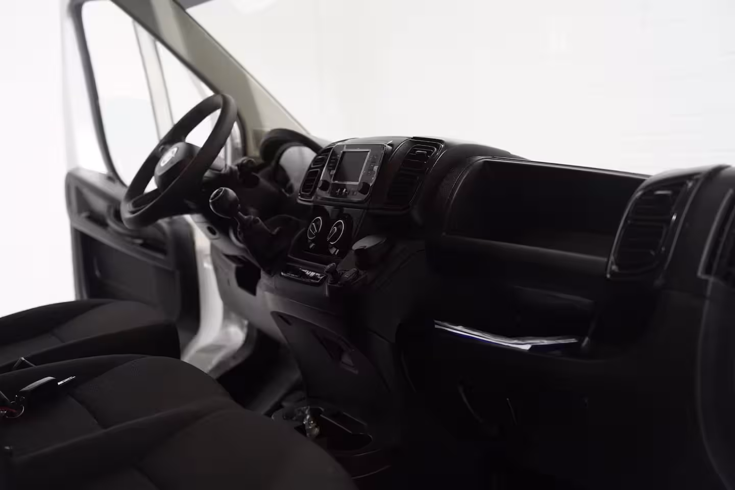 Fiat Ducato 2.2 Mjet 140 pk Autotransporter Tijhof BPM vrij Airco, Trekhaak 3.000 kg, Cruise control,