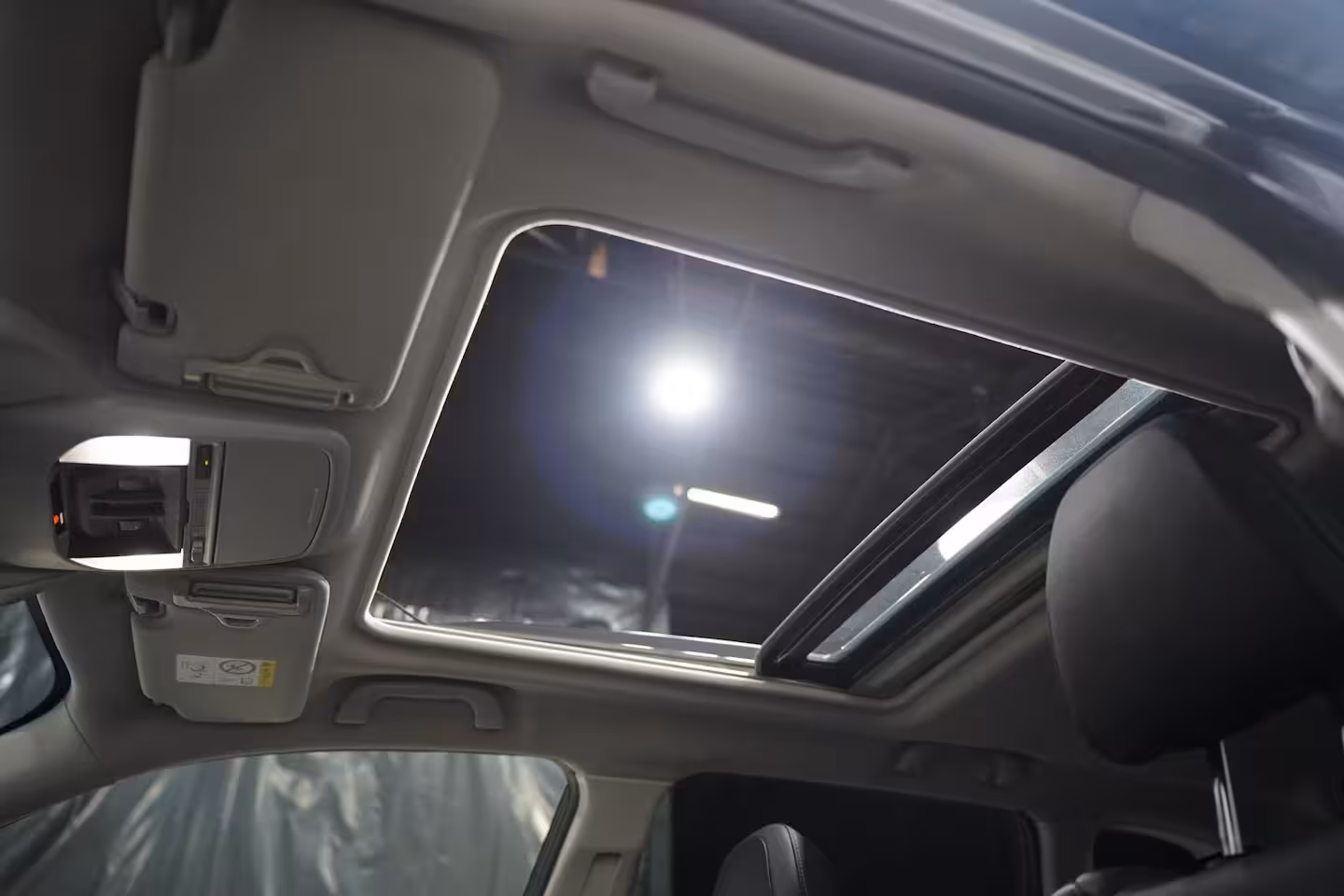 Subaru Forester 2.0i e-BOXER First Edition Leder Apple Carplay Schuifdak Camera Trekhaak Trekgewicht:1870k