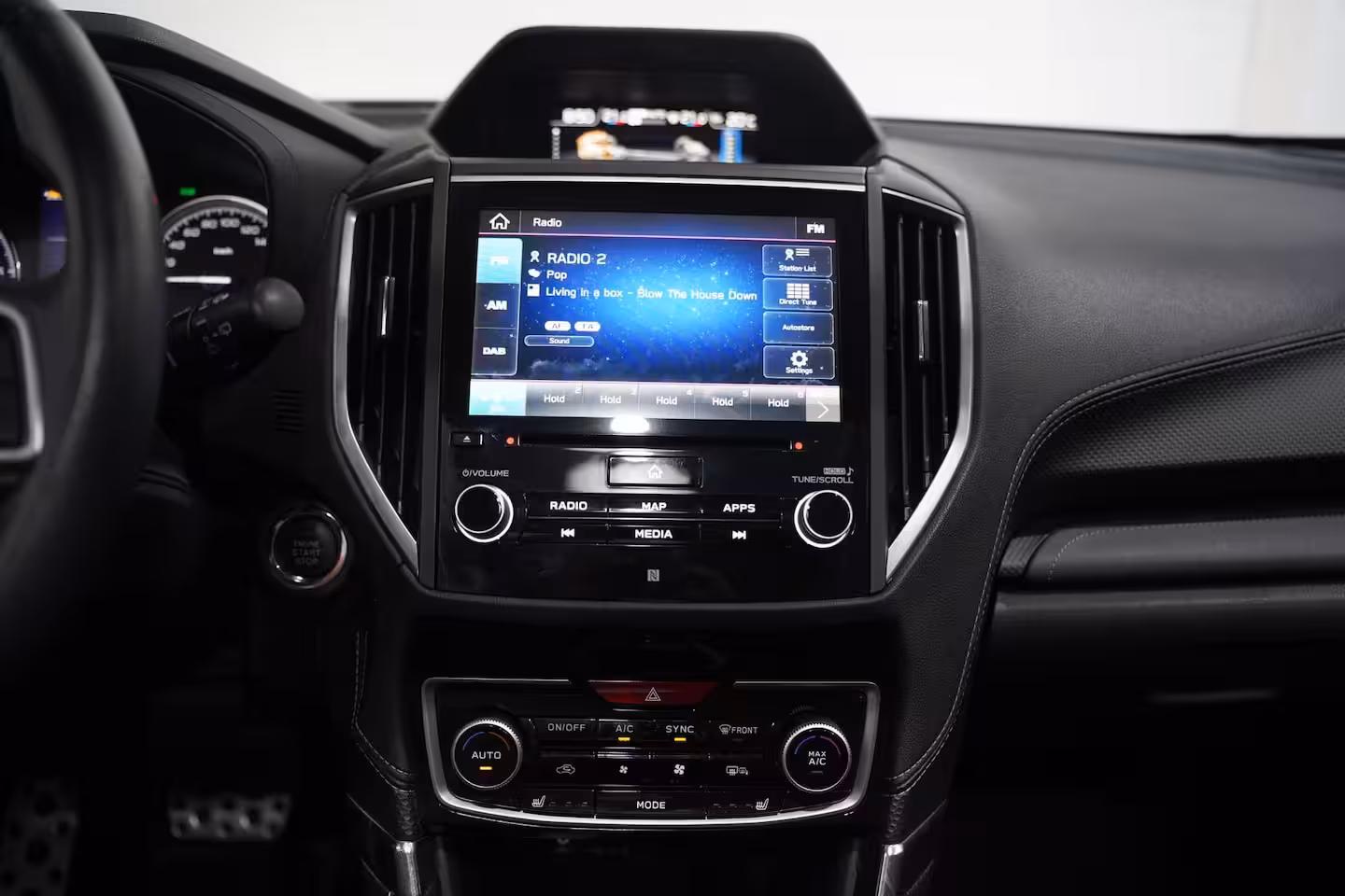 Subaru Forester 2.0i e-BOXER First Edition Leder Apple Carplay Schuifdak Camera Trekhaak Trekgewicht:1870k