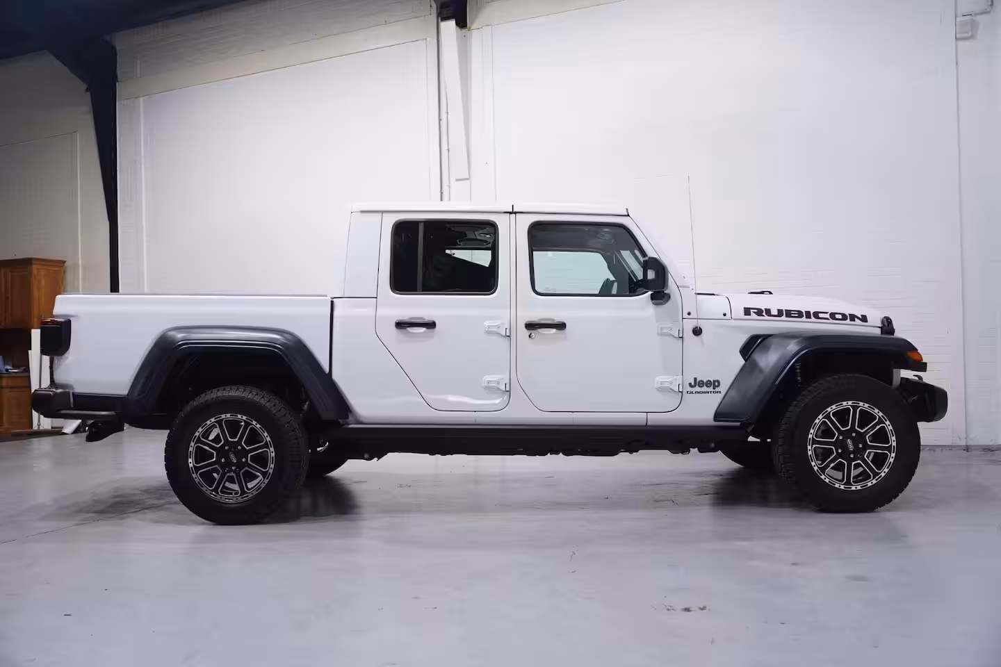 Jeep Gladiator 3.6 V6 285 pk Rubicon Grijs Kenteken 2-Zits Navi Leder Zwart, Adapt. Cruise, Targa Dak, Tr