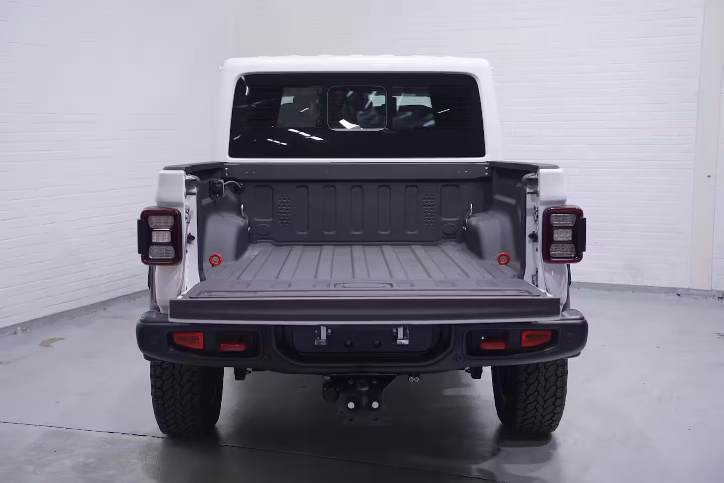 Jeep Gladiator 3.6 V6 285 pk Rubicon Grijs Kenteken 2-Zits Navi Leder Zwart, Adapt. Cruise, Targa Dak, Tr