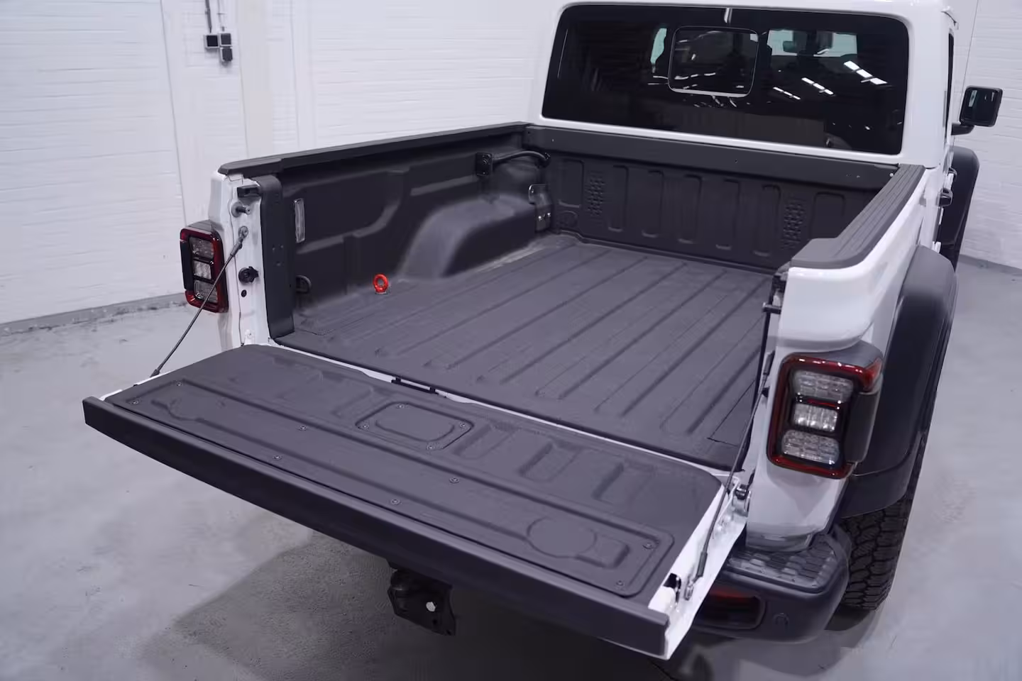 Jeep Gladiator 3.6 V6 285 pk Rubicon Grijs Kenteken 2-Zits Navi Leder Zwart, Adapt. Cruise, Targa Dak, Tr
