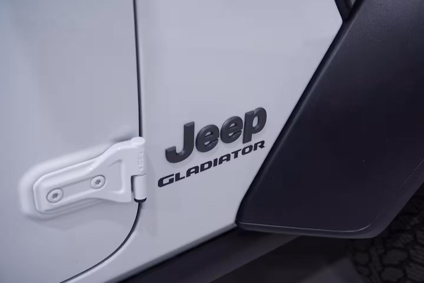 Jeep Gladiator 3.6 V6 285 pk Rubicon Grijs Kenteken 2-Zits Navi Leder Zwart, Adapt. Cruise, Targa Dak, Tr