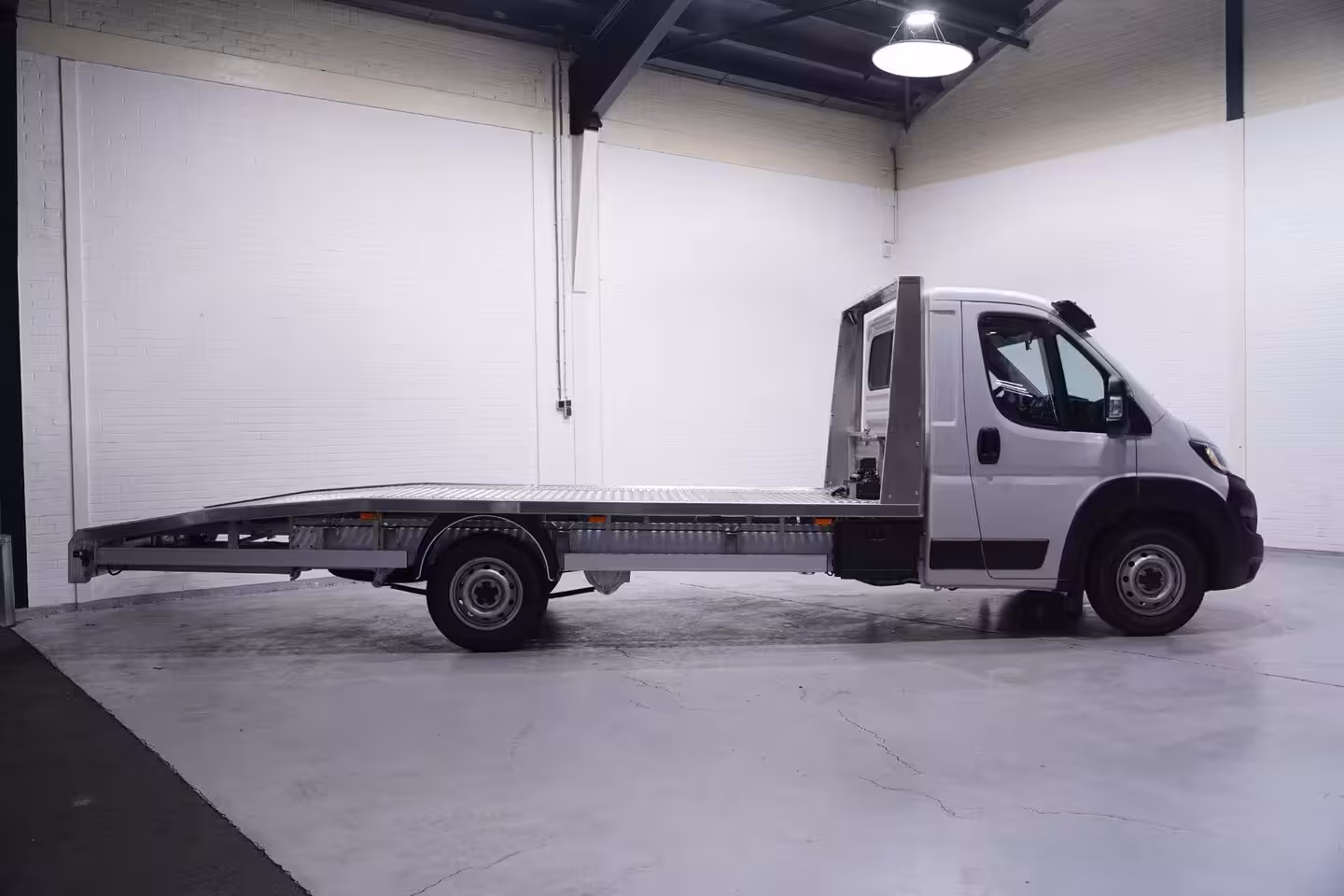 Fiat Ducato 2.2 MJet 140 pk L4 Autotransporter Airco, BPM vrij Luchtvering, Cruise Control, DAB+, Nieu