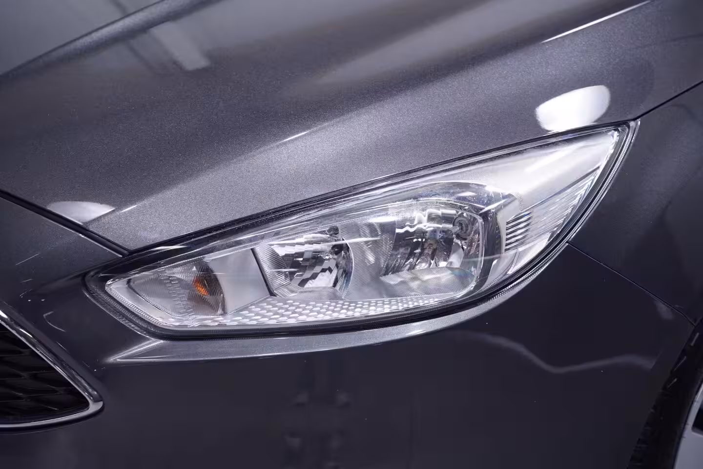 Ford Focus Wagon 1.0 Trend Airco Stoel- en stuurverwarming PDC APK tot 10/2027