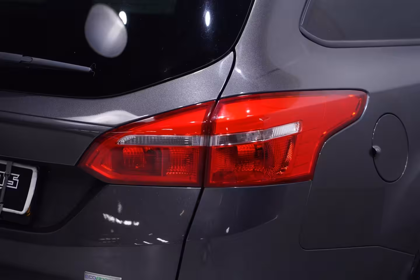 Ford Focus Wagon 1.0 Trend Airco Stoel- en stuurverwarming PDC APK tot 10/2027