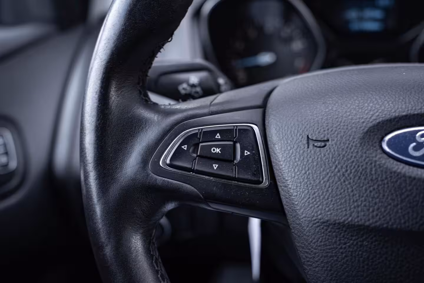 Ford Focus Wagon 1.0 Trend Airco Stoel- en stuurverwarming PDC APK tot 10/2027