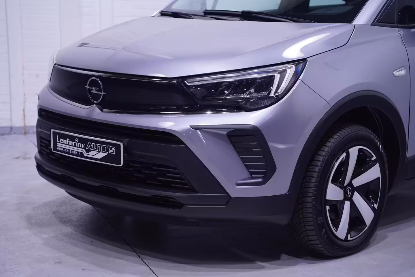 Opel Crossland 1.2 Turbo Edition Apple Carplay Stuur- en stoelverwarming Navi PDC Camera Cruise