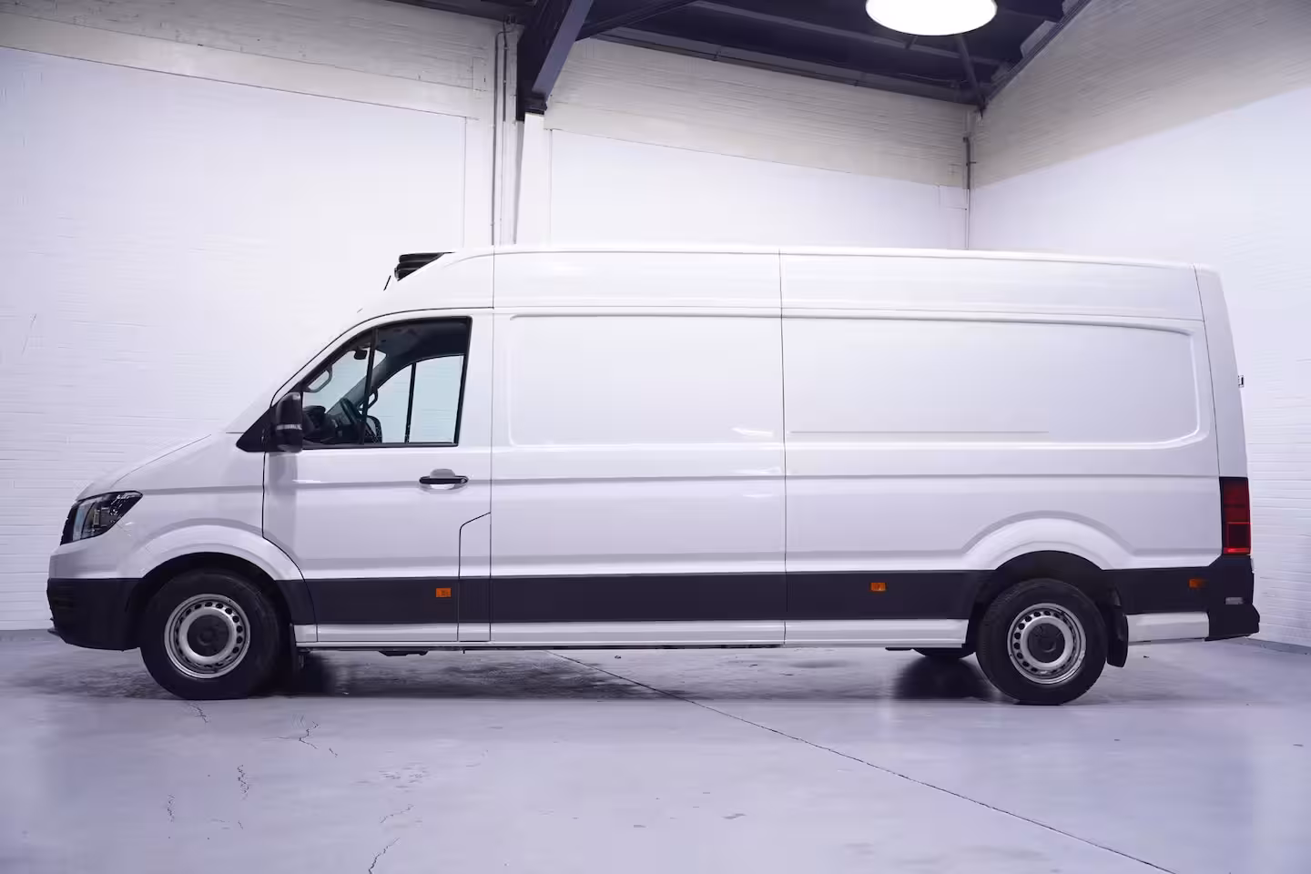 Volkswagen Crafter 2.0 TDI 140 pk DSG Aut. L4H3 Koelauto vries dag/nacht Airco, Apple Carplay, Laadruimte Pak