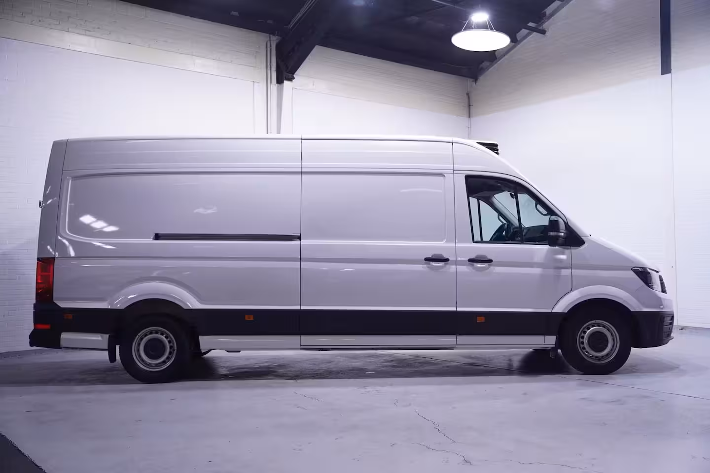 Volkswagen Crafter 2.0 TDI 140 pk DSG Aut. L4H3 Koelauto vries dag/nacht Airco, Apple Carplay, Laadruimte Pak