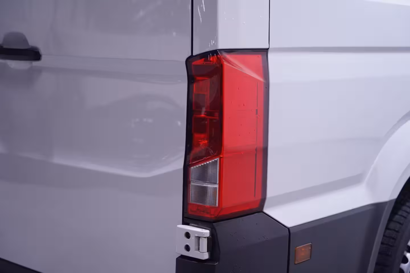 Volkswagen Crafter 2.0 TDI 140 pk DSG Aut. L4H3 Koelauto vries dag/nacht Airco, Apple Carplay, Laadruimte Pak