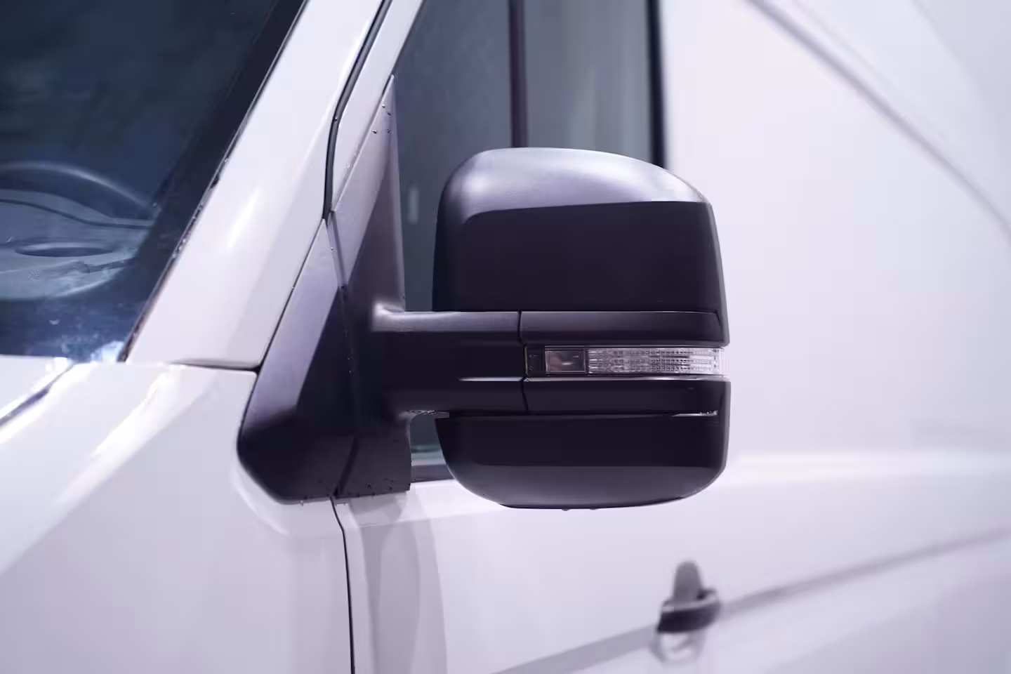 Volkswagen Crafter 2.0 TDI 140 pk DSG Aut. L4H3 Koelauto vries dag/nacht Airco, Apple Carplay, Laadruimte Pak