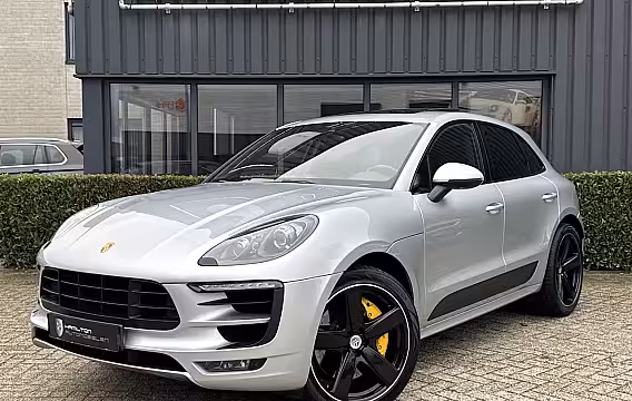 Porsche Macan GTS 3.0 V6 361pk PDK / Aut. Keramisch 21" Sportchrono 109dkm