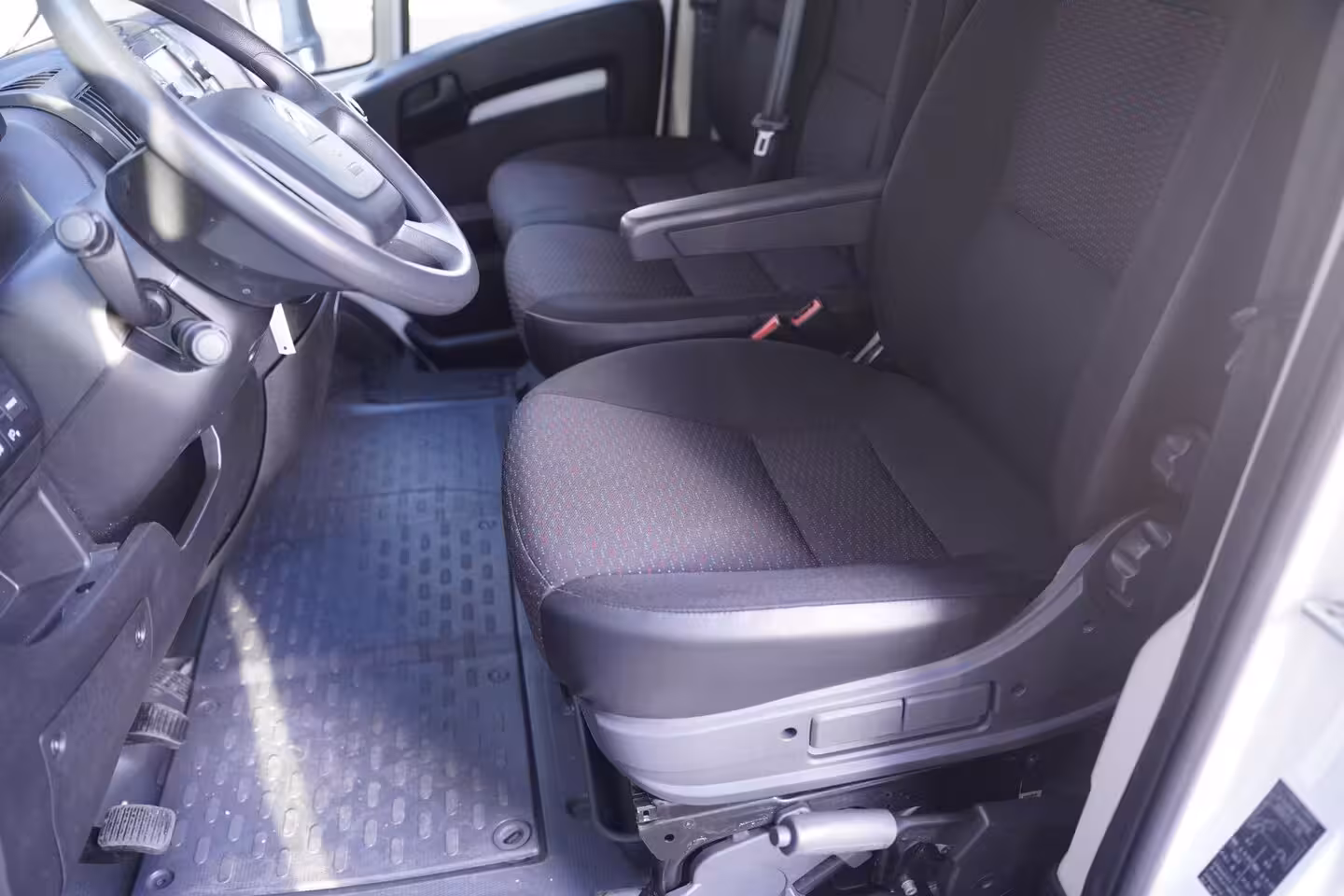 Citroën Jumper 2.2 HDI 140 pk L3H2 Navi, Camera Airco, Cruise Control, Laadruimte Pakket, PDC achter, 3-Z