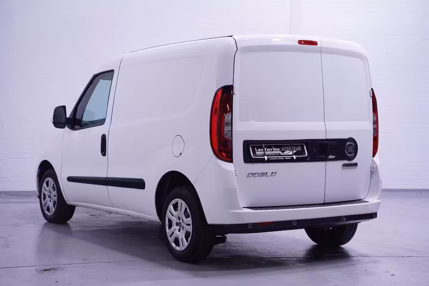 Fiat Doblò 1.3 MJet 95 pk L1 Navi, Airco, Cruise Control Laadruimte Pakket, PDC achter, 3-Zits
