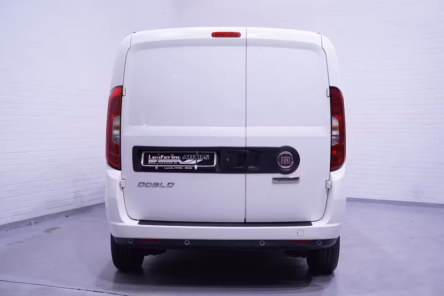 Fiat Doblò 1.3 MJet 95 pk L1 Navi, Airco, Cruise Control Laadruimte Pakket, PDC achter, 3-Zits