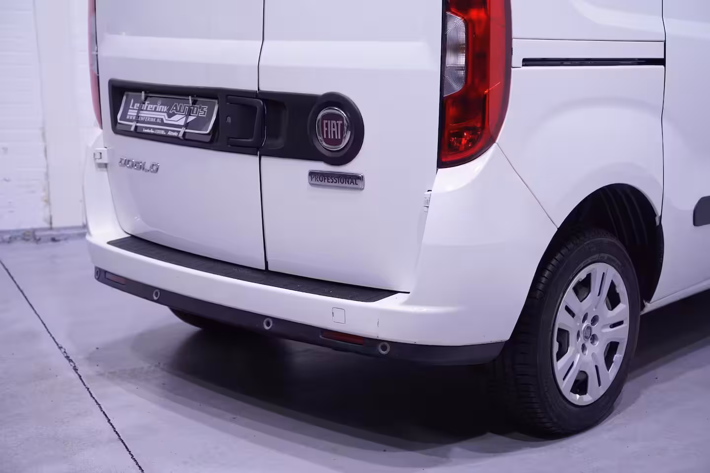 Fiat Doblò 1.3 MJet 95 pk L1 Navi, Airco, Cruise Control Laadruimte Pakket, PDC achter, 3-Zits