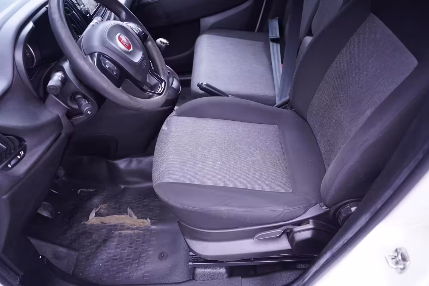 Fiat Doblò 1.3 MJet 95 pk L1 Navi, Airco, Cruise Control Laadruimte Pakket, PDC achter, 3-Zits