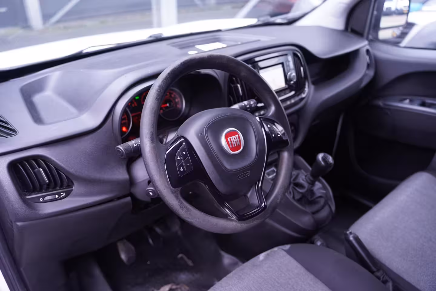 Fiat Doblò 1.3 MJet 95 pk L1 Navi, Airco, Cruise Control Laadruimte Pakket, PDC achter, 3-Zits