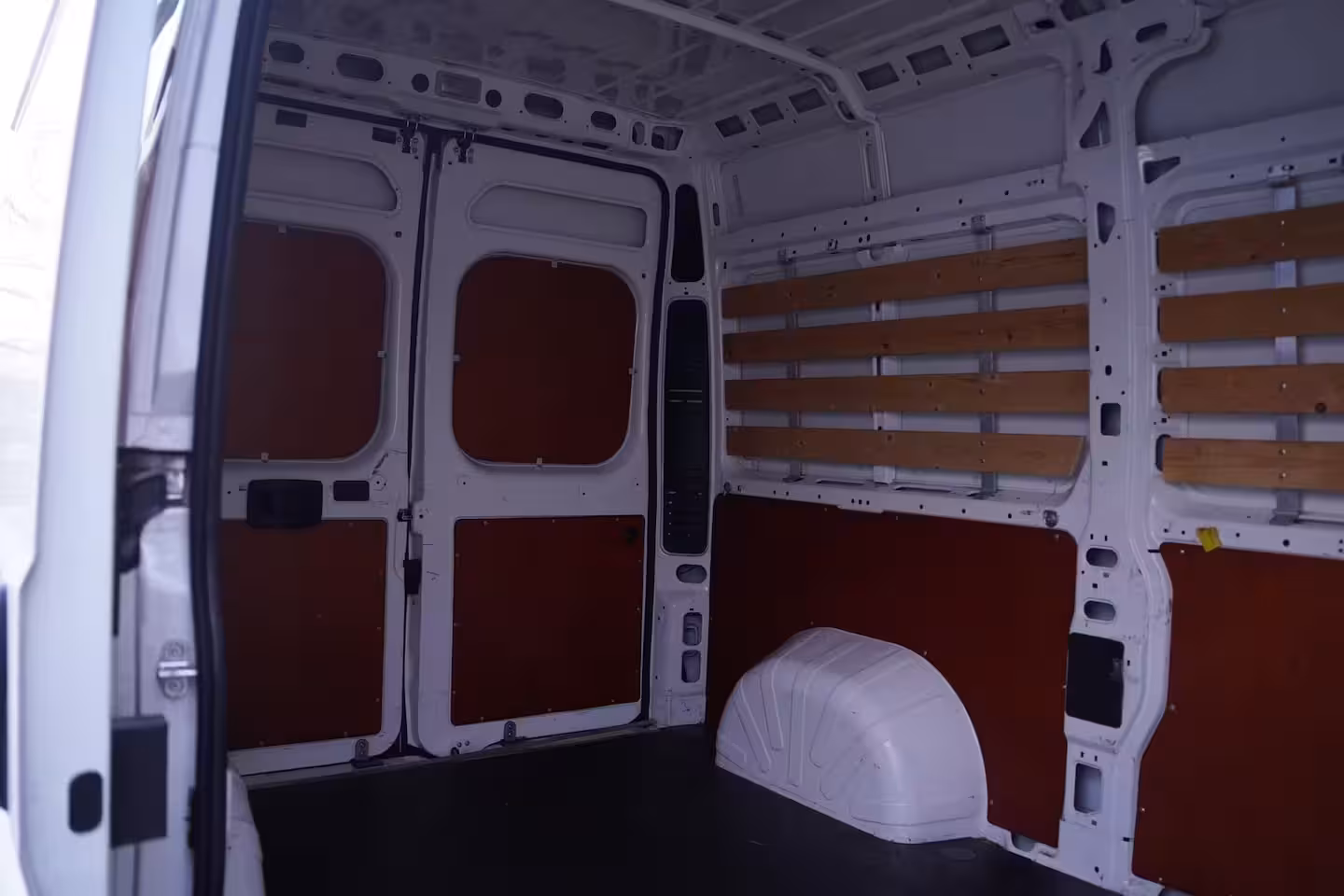 Peugeot Boxer 2.2 BlueHDi 140 pk L2H2 Premium Navi, Camera Laadruimte Pakket, Trekhaak 2.500 kg, 3-Zits