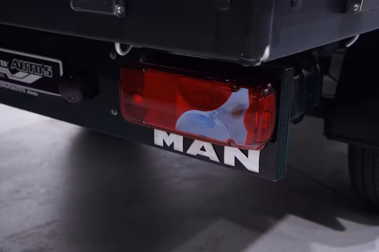 MAN TGE 2.0 TDI 140 pk L3 Pick Up / Open Laadbak Airco Apple Carplay, Cruise Control, LxBxH 345x20