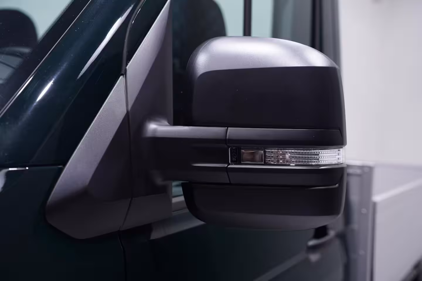 MAN TGE 2.0 TDI 140 pk L3 Pick Up / Open Laadbak Airco Apple Carplay, Cruise Control, LxBxH 345x20