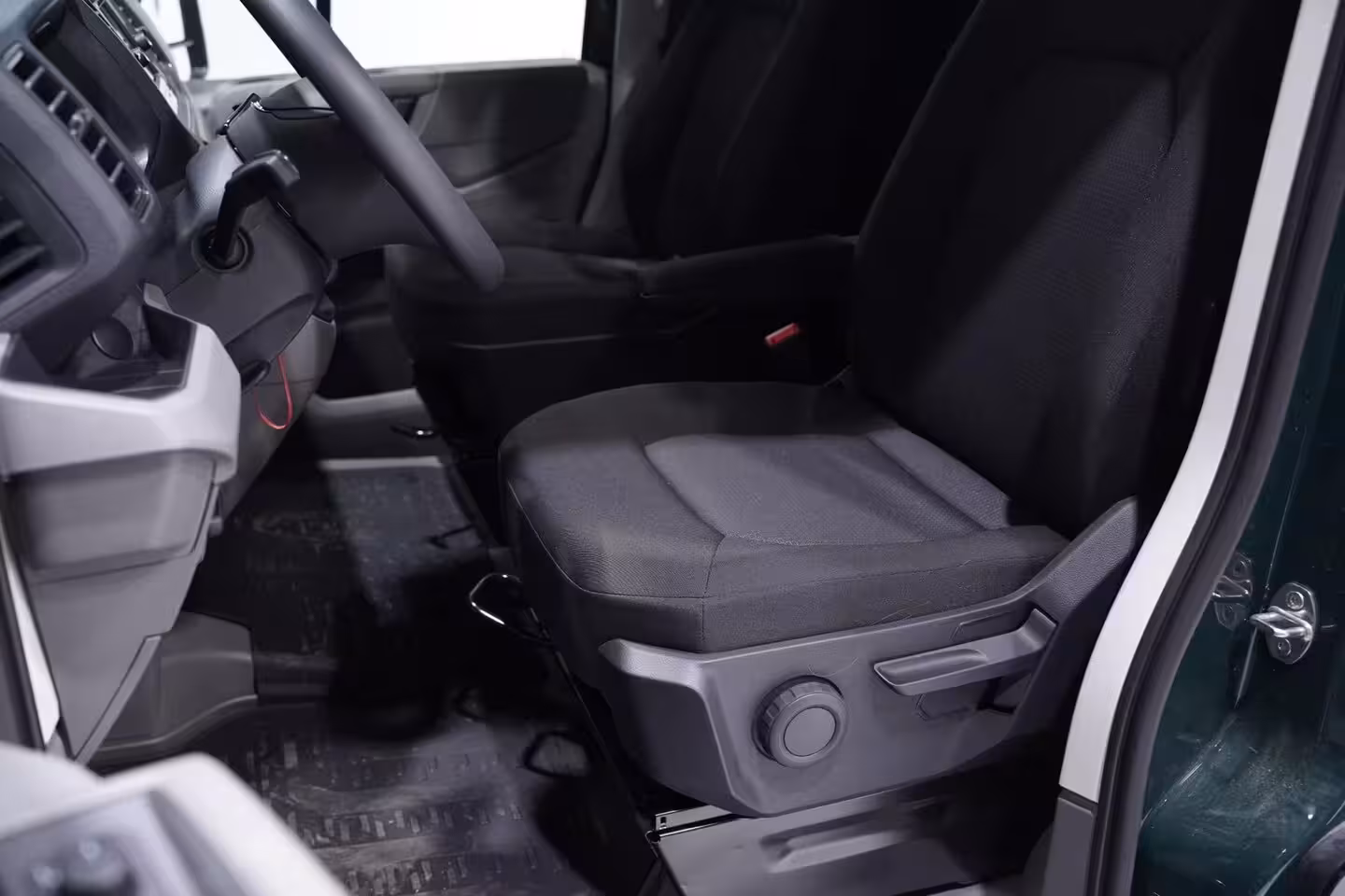 MAN TGE 2.0 TDI 140 pk L3 Pick Up / Open Laadbak Airco Apple Carplay, Cruise Control, LxBxH 345x20