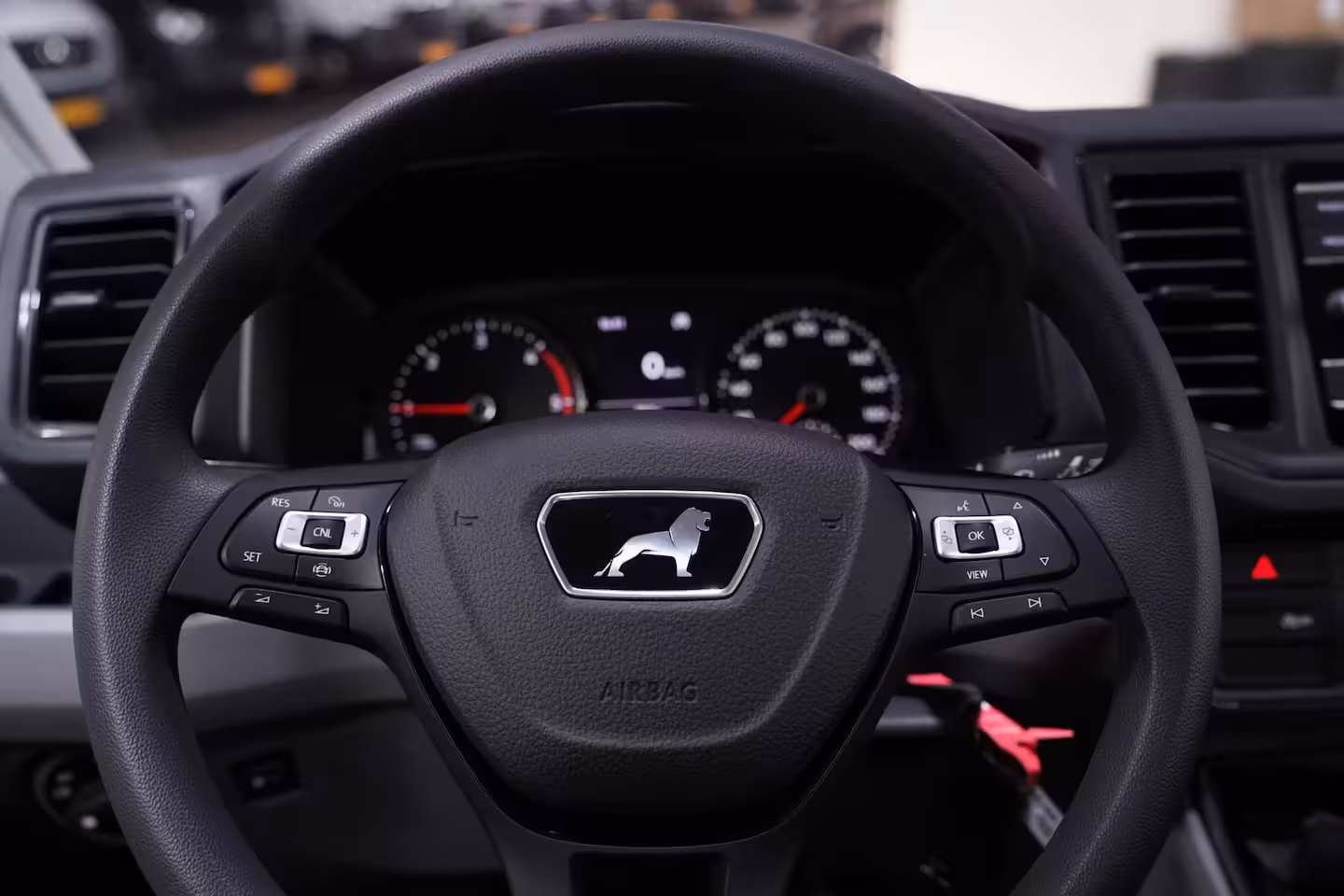 MAN TGE 2.0 TDI 140 pk L3 Pick Up / Open Laadbak Airco Apple Carplay, Cruise Control, LxBxH 345x20