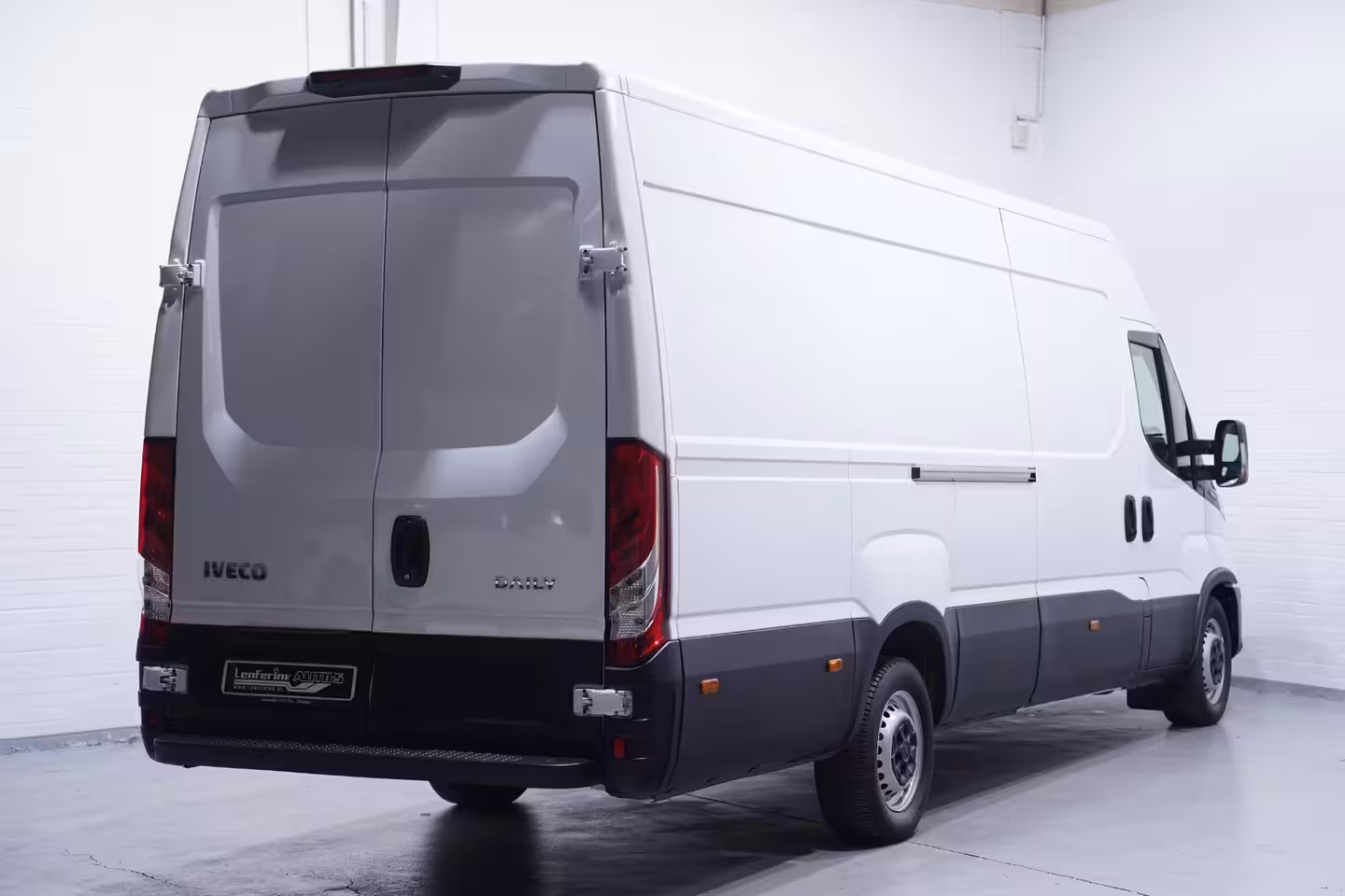 Iveco Daily 35S16 160 pk L4H2 XXL Airco ECC, Laadruimte Pakket, DAB+. PDC achter, 3-Zits